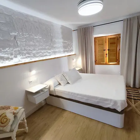 River House * Caces
