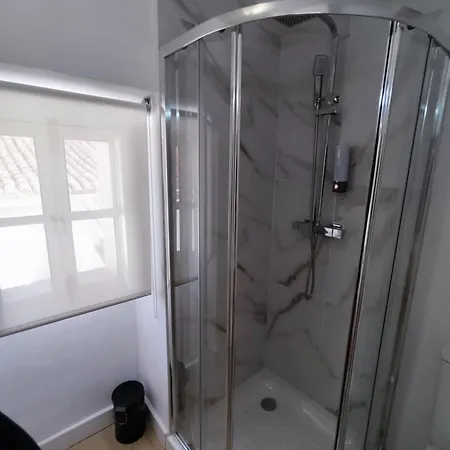 Apartment River House *