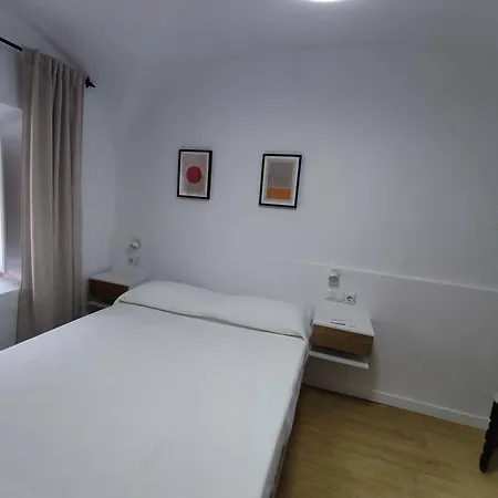 River House Apartamento Caces