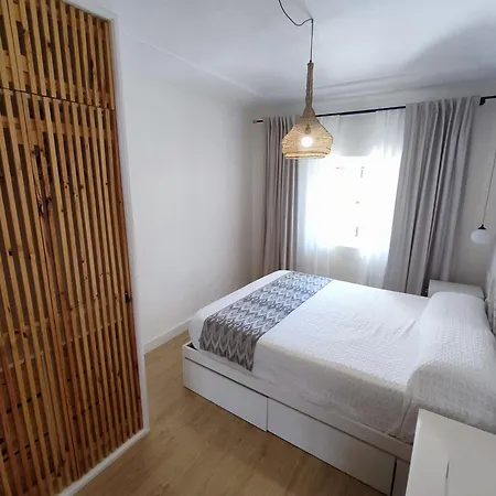 River House דירה Caces