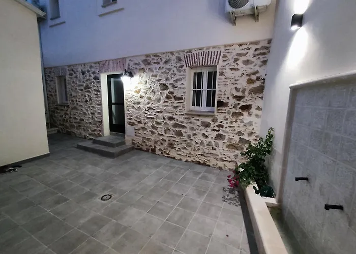 Apartment River House Caceres